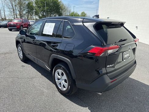 Used 2025 Toyota RAV4 LE image 5