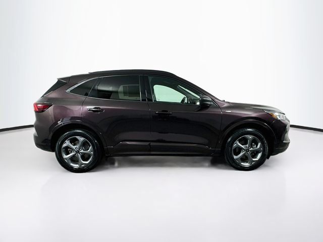 Used 2023 Ford Escape ST-Line w/ Tech Pack #1 AWD/4WD image 11