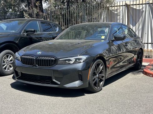 Used 2023 BMW 330i Sedan w/ M Sport Package RWD image 3