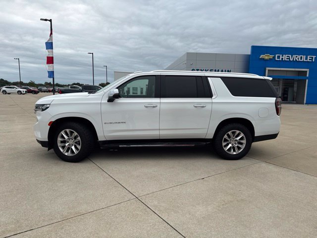 Used 2023 Chevrolet Suburban Premier AWD/4WD image 2
