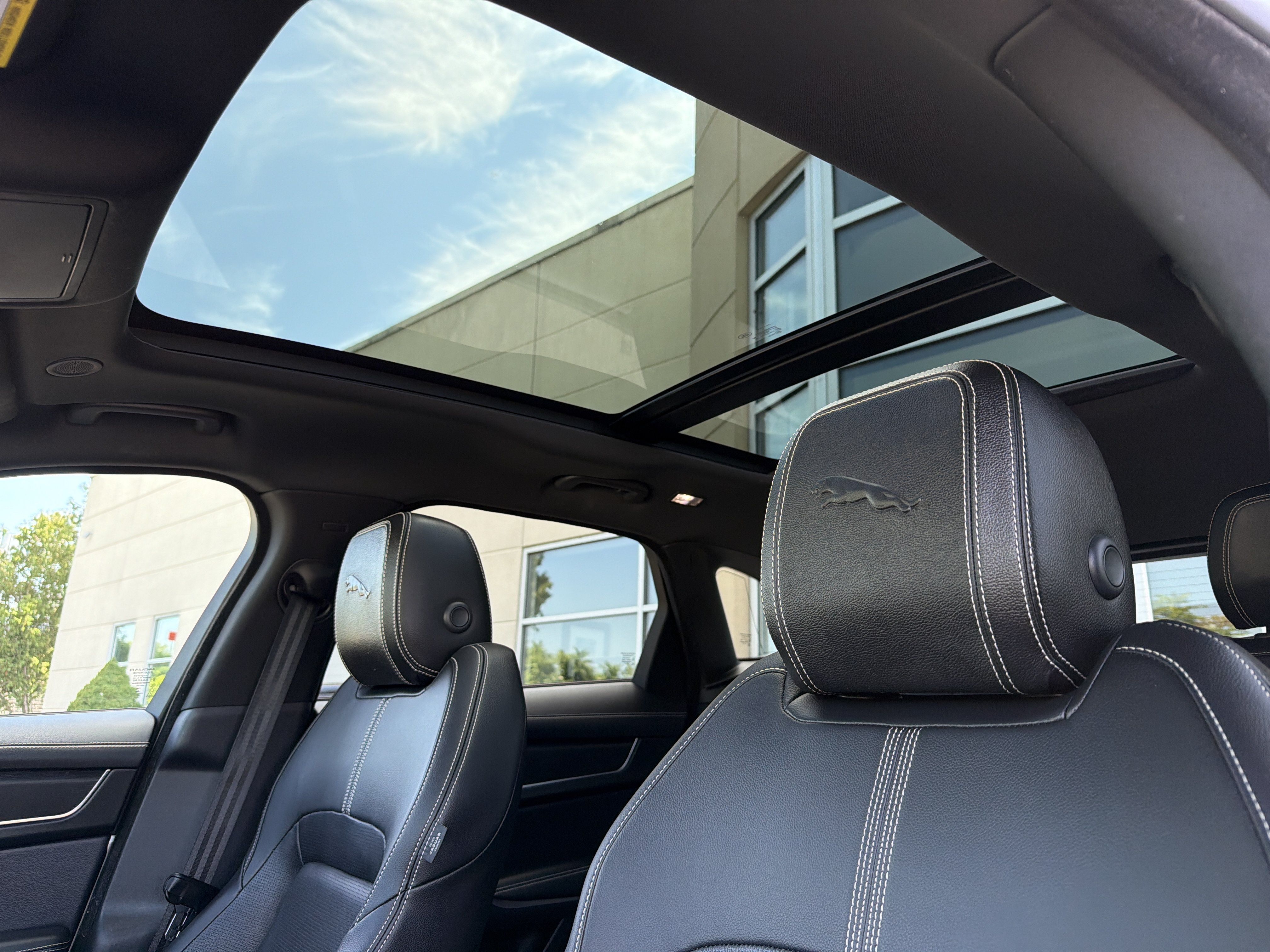 Used 2023 Jaguar F-PACE R-Dynamic S AWD/4WD image 19