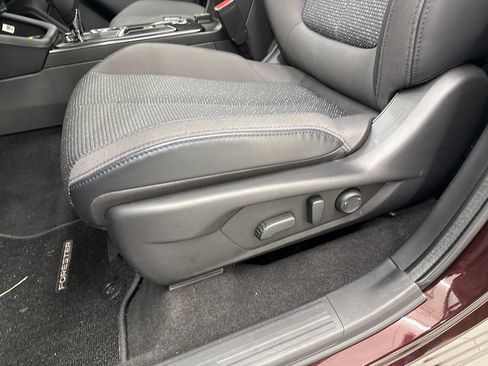 Used 2026 Subaru Forester Premium image 12