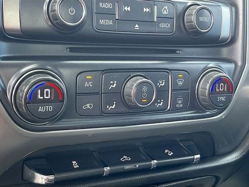 Used 2018 Chevrolet Silverado 1500 LT w/ All Star Edition image 15