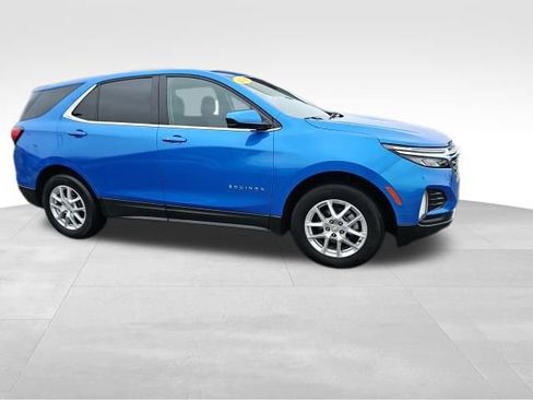 Used 2024 Chevrolet Equinox LT w/ LPO, Floor Liner Package image 28