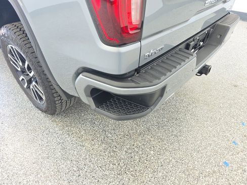Used 2025 GMC Sierra 1500 AT4 w/ AT4 Premium Package image 25