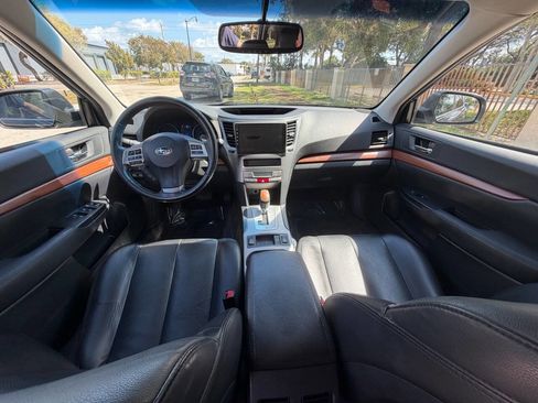 Used 2013 Subaru Outback 2.5i Limited w/ Moonroof Pkg image 24