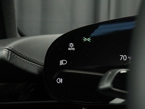 New 2026 Porsche Taycan AWD/4WD image 36