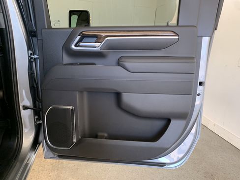 New 2026 GMC Sierra 2500 SLE image 42