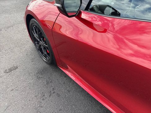 Used 2021 Chevrolet Corvette Stingray Premium Cpe w/ Z51 Performance Package RWD image 27