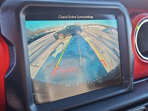 Used 2018 Jeep Wrangler Unlimited Rubicon image 8