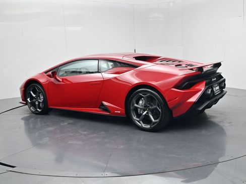 Used 2023 Lamborghini Huracan Tecnica image 5
