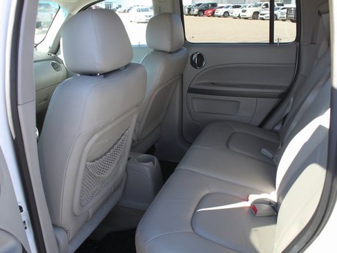 Used 2011 Chevrolet HHR LT w/ LT Preferred Equipment Group image 6