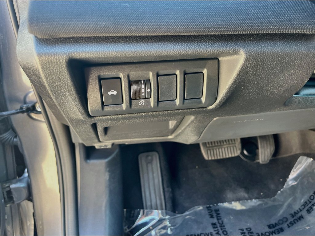 Used 2024 Subaru Legacy Premium AWD/4WD image 16