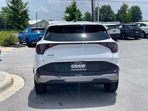 New 2026 Kia Sportage LX FWD image 6