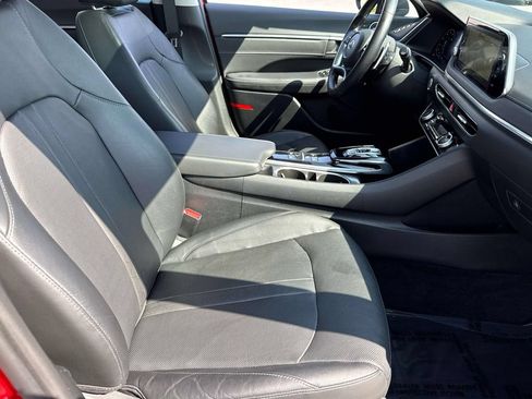 Used 2021 Hyundai Sonata Limited w/ Cargo Package FWD image 20