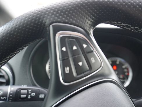 Used 2016 Mercedes-Benz Metris Passenger image 15