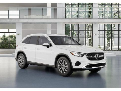 Certified 2024 Mercedes-Benz GLC 300 image 26