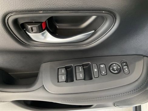 New 2026 Honda HR-V LX image 6