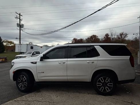 Used 2021 GMC Yukon AT4 w/ AT4 Premium Package image 7