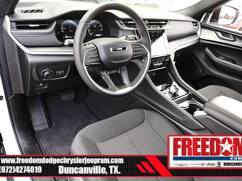 New 2026 Jeep Grand Cherokee Laredo X RWD image 10