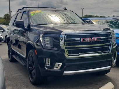 Used 2023 GMC Yukon SLT w/ SLT Premium Package