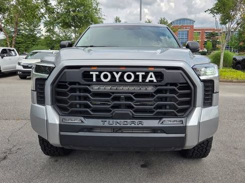 Used 2022 Toyota Tundra SR5 w/ SR5 Convenience Package AWD/4WD image 2