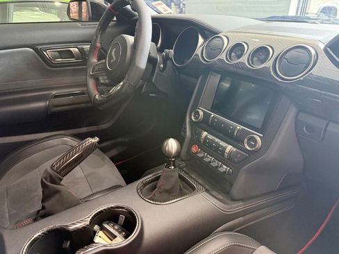 Used 2019 Ford Mustang Shelby GT350 w/ Technology Package RWD image 17