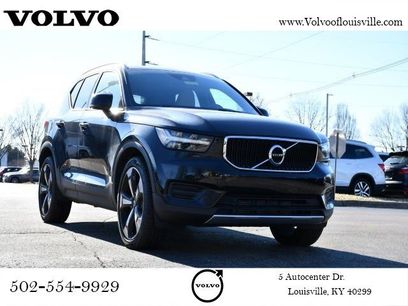 Used 2019 Volvo XC40 T5 Momentum