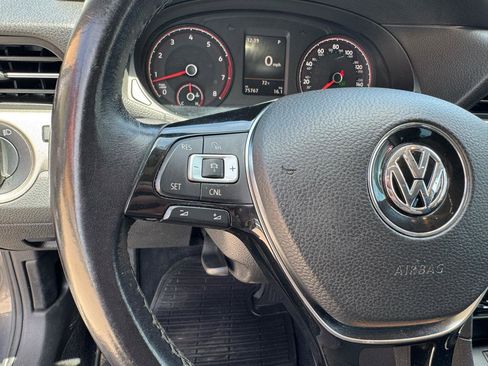 Used 2020 Volkswagen Passat 2.0T SE image 30