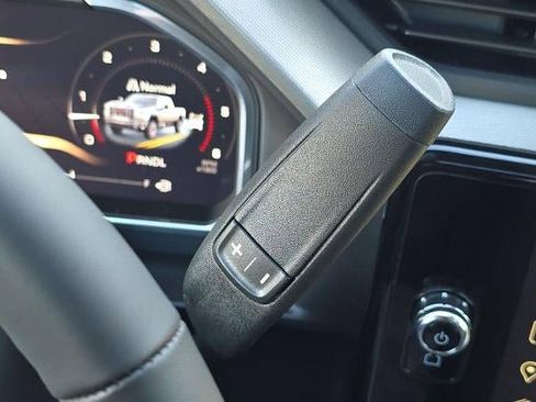 New 2026 GMC Sierra 2500 Denali w/ Denali Reserve Package AWD/4WD image 24