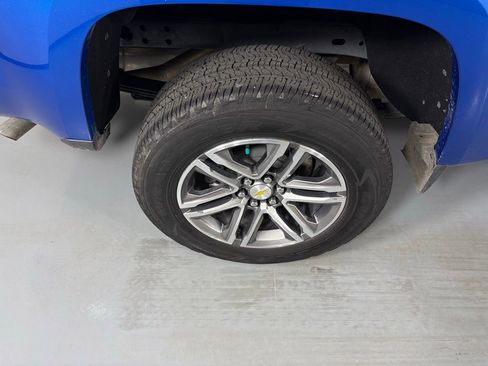 Used 2022 Chevrolet Colorado W/T w/ Custom Special Edition image 12