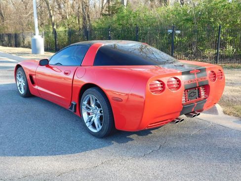 Used 1999 Chevrolet Corvette Coupe w/ Roof Pkg image 3