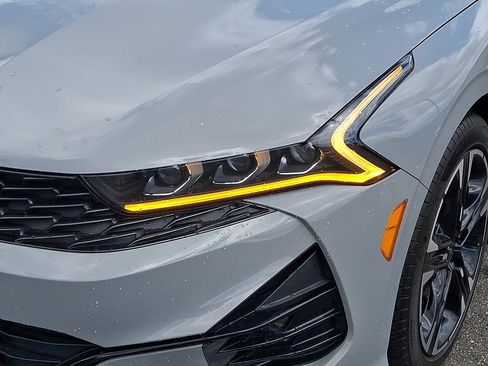Used 2022 Kia K5 GT-Line w/ GT-Line FWD Premium Package image 9