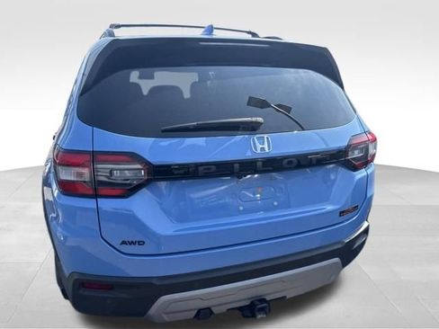 Used 2023 Honda Pilot TrailSport image 20