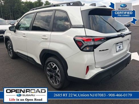 Used 2026 Subaru Forester Premium AWD/4WD image 5