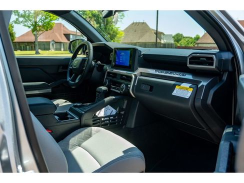 New 2026 Toyota Tacoma SR5 AWD/4WD image 17