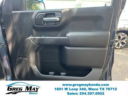 Used 2020 Chevrolet Silverado 1500 Custom w/ Custom Value Package RWD image 12