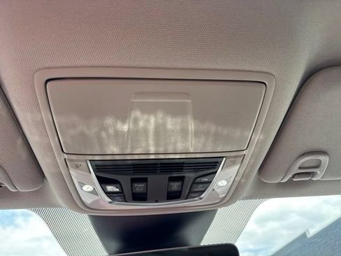 Used 2023 Acura MDX SH-AWD w/ Advance Package image 24