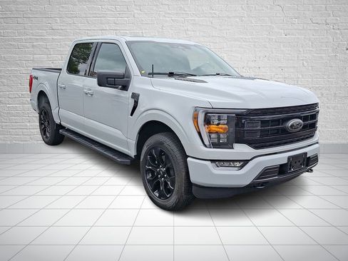 Used 2023 Ford F150 XLT w/ Equipment Group 302A High AWD/4WD image 4