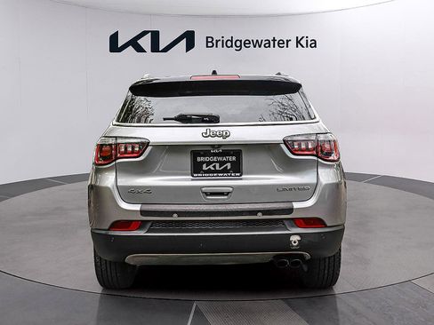 Used 2018 Jeep Compass Limited w/ Navigation Group AWD/4WD image 5