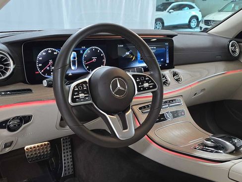 Used 2020 Mercedes-Benz E 450 4MATIC Cabriolet image 19
