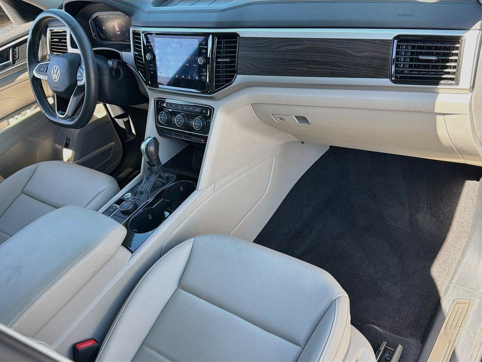 Used 2023 Volkswagen Atlas SE w/ Panoramic Sunroof Package AWD/4WD image 27