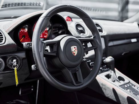 Used 2024 Porsche 718 Boxster Spyder RS w/ Weissach Package RWD image 45