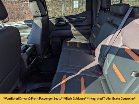 Used 2023 GMC Sierra 1500 AT4 w/ AT4 Premium Package image 28