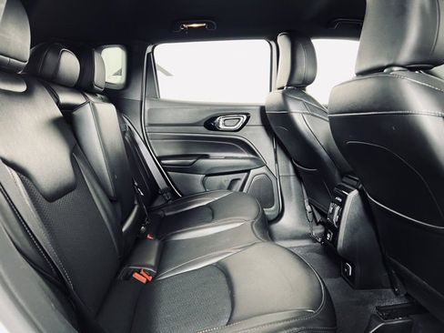 Used 2023 Jeep Compass Trailhawk image 15