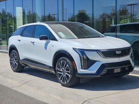 New 2026 Cadillac Optiq Sport 2 AWD/4WD image 7