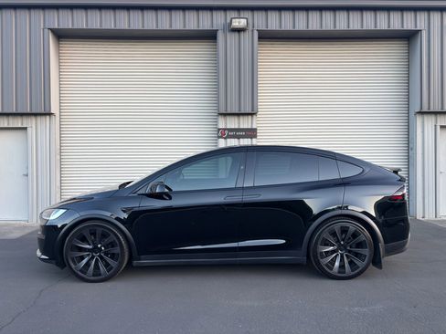 Used 2023 Tesla Model X AWD/4WD image 3