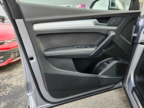 Used 2024 Audi Q5 e Prestige image 13