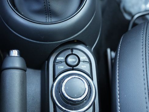 Certified 2024 MINI Cooper S image 21