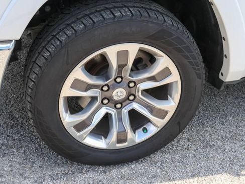 Used 2023 RAM 1500 Limited AWD/4WD image 32